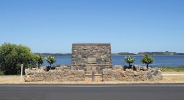 Australind First Settler Landing Stone Seat Memorial Bunbury