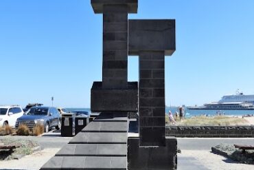 Bicentennial Memorial Port Melbourne