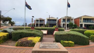 Flinders & Freycinet Lookout Whyalla Stuart