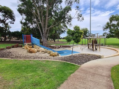 Giggle Zone BOORN Playcentre, Mini land and Cafe Greenfields