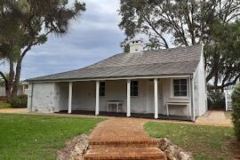 Hall's Cottage Mandurah