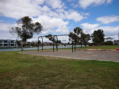 Heysen Reserve West Lakes