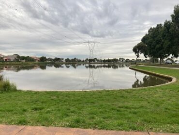 Lake Mcivor Reserve Roxburgh Park