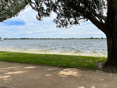 Lake Wendouree historic shelter Lake Wendouree