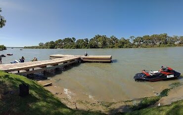 Long Island Reserve Murray Bridge