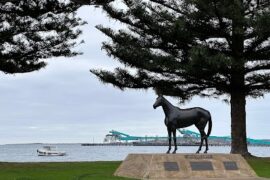 Makybe Diva Statue Port Lincoln