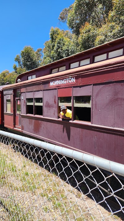 Mooroodac Station Mount Eliza