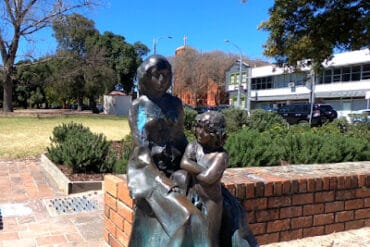 Mother and Child Caulfield North