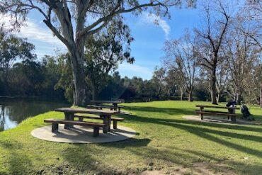 Noreuil Park Foreshore South Albury