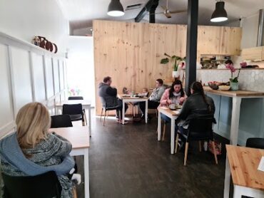 Pallet Cafe : Nairne Nairne