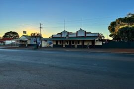 Piccadilly Hotel Kalgoorlie