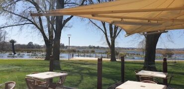 Pipers by the Lake Lake Wendouree