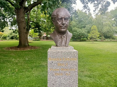 Prime Ministers Walk Lake Wendouree