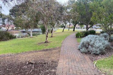 Springbank Blvd Reserve & Playground Burton (SA)