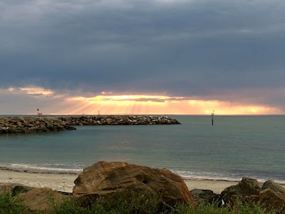 Tarniwarra Reserve Glenelg North