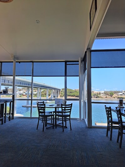 The Cut Tavern Bar & Bistro Mandurah