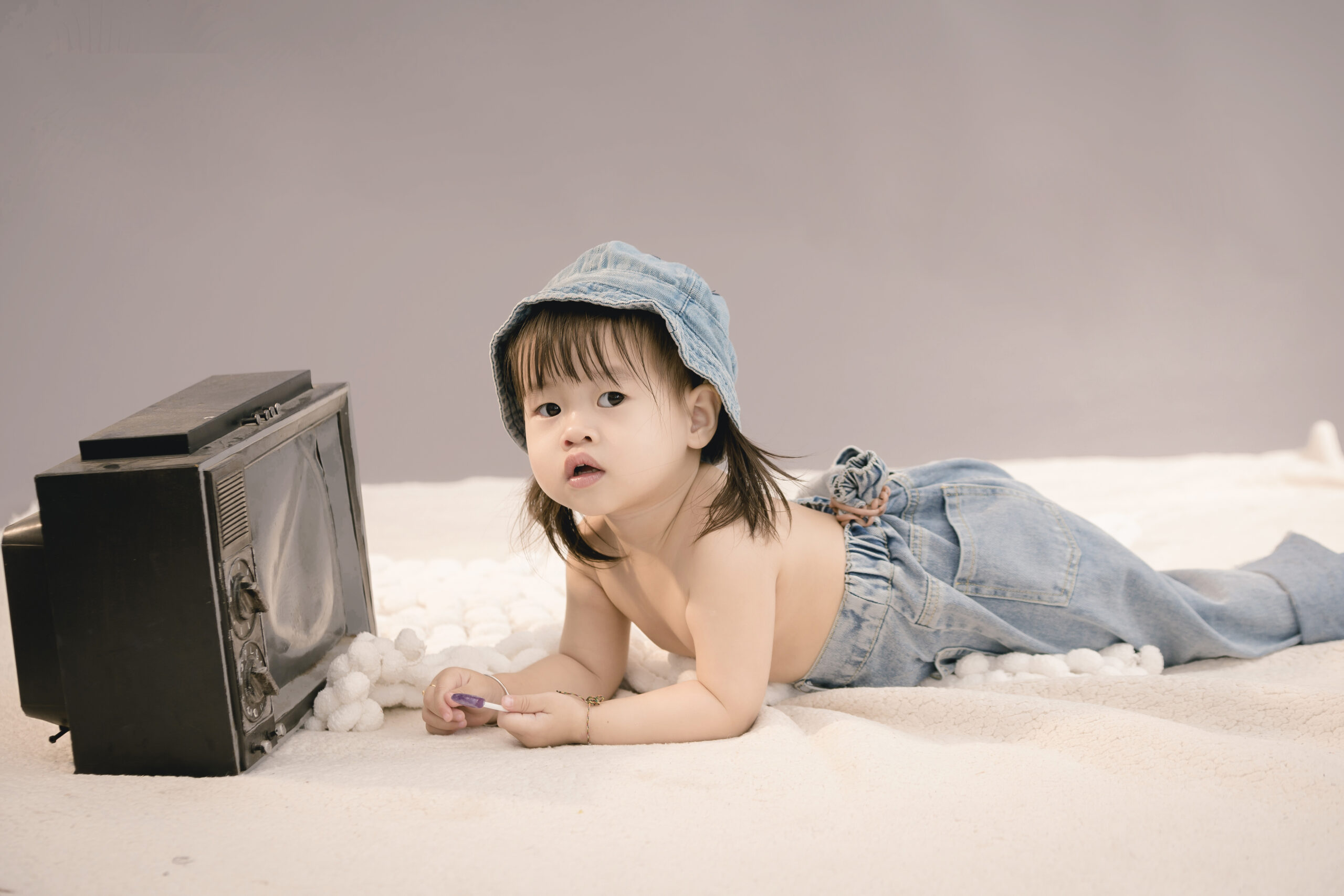 The Impact of TV on Your Toddler: How Much is Too Much?