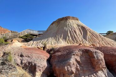 The Sugarloaf Morphett Vale