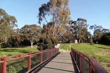 Waverley Road Basin Mount Waverley