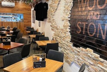 Wood and Stone Cafe Mandurah