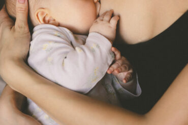 how to stop breastfeeding toddler to sleep