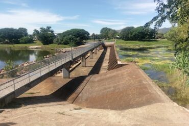 Aplins Weir Rotary Park Mundingburra