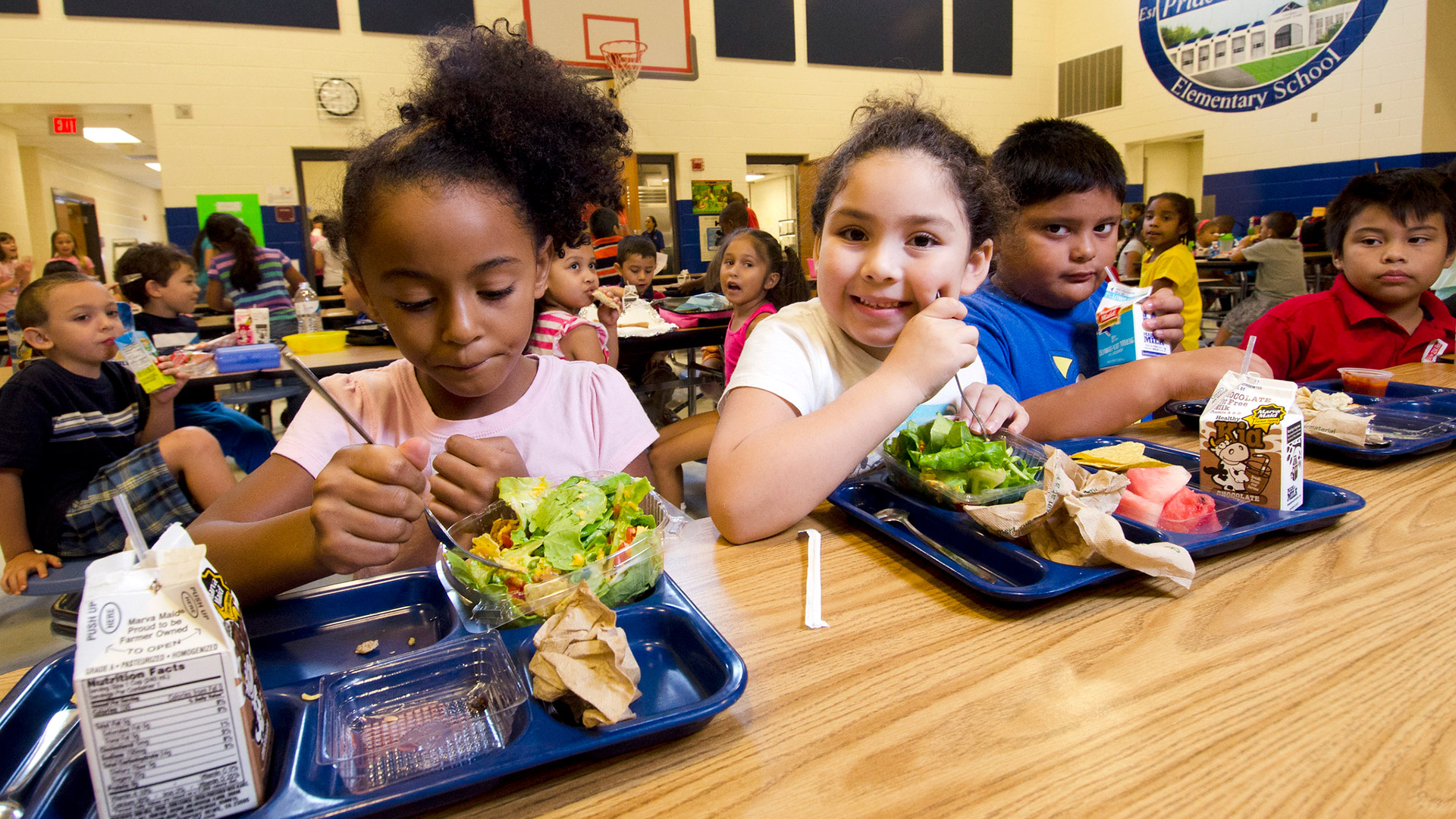 Free eating place for kids in Canberra