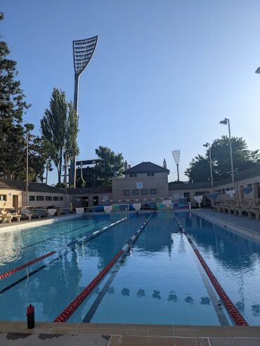 Manuka Pool Griffith