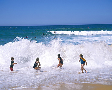 Things to do with Kids in the Suburb of Copacabana New South Wales