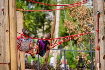 Things to do with Kids in the Suburb of Ropes Crossing Sydney