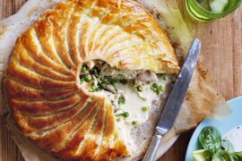 chicken and white wine pie