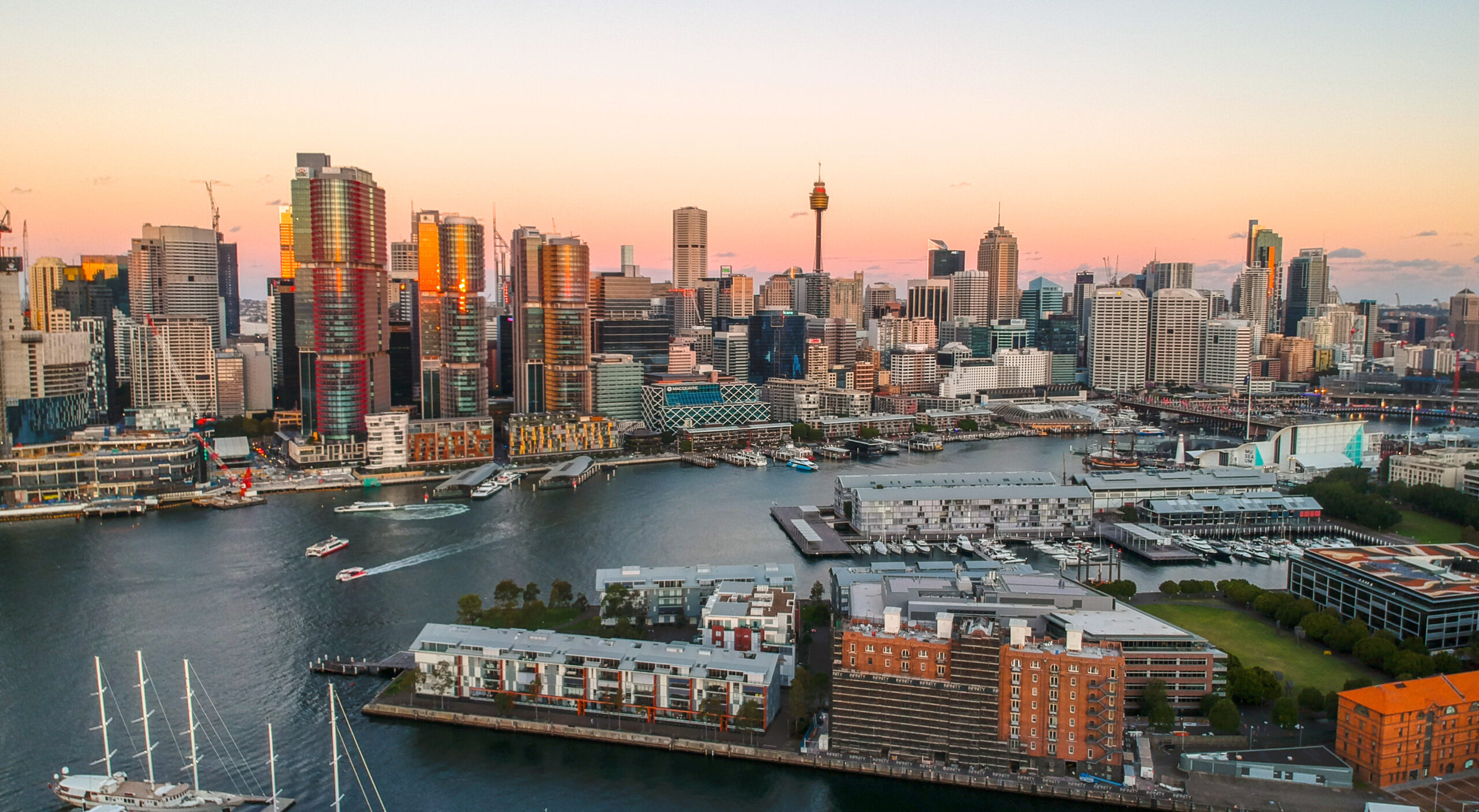 darling harbour in sydney