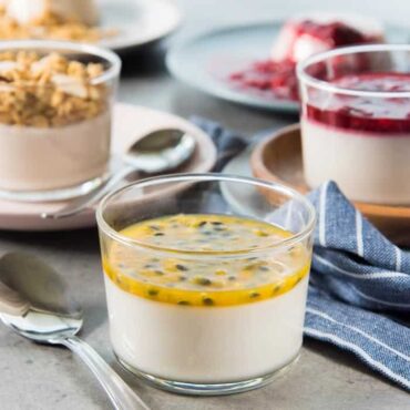 flavored panna cotta