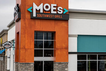 moe's