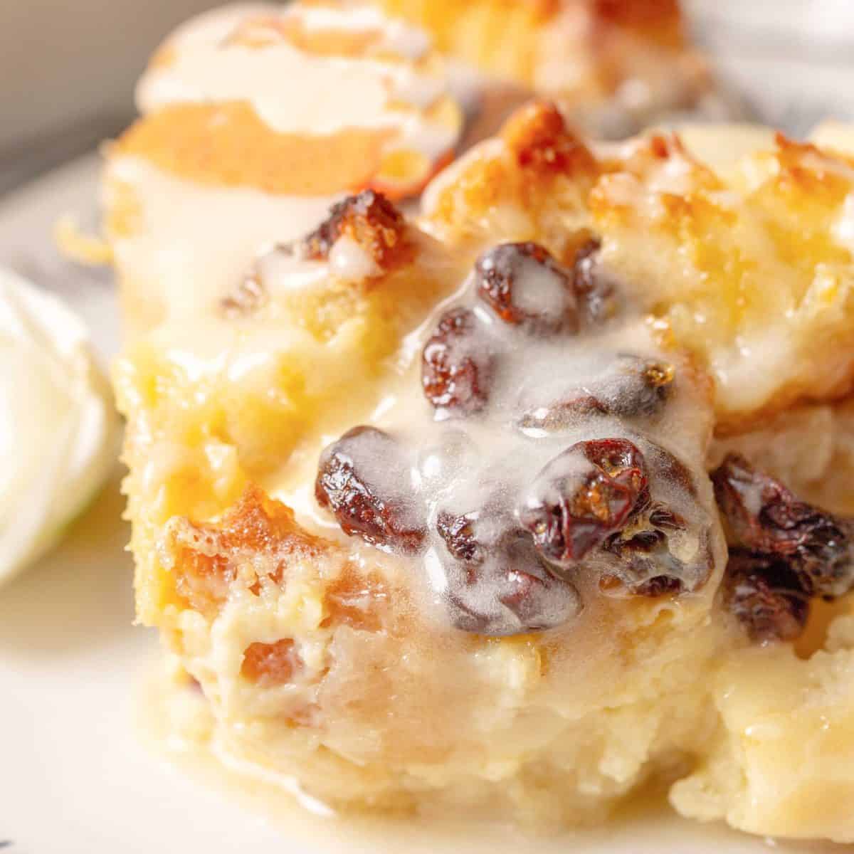 old fashioned bread and butter pudding