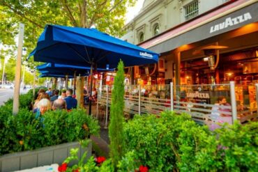 restaurant lygon street