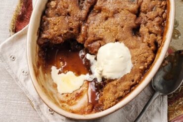 self saucing sticky date pudding