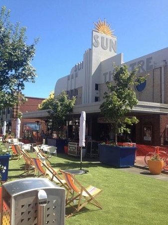 sun theatre in yarraville