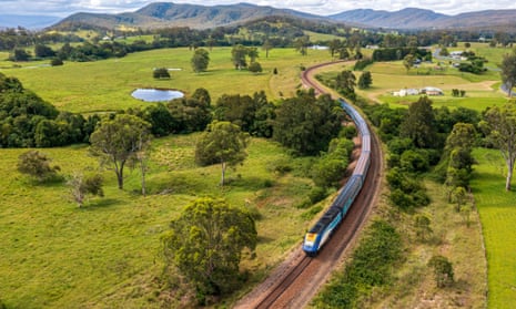 train travel sydney to melbourne