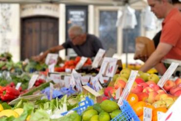 weekend market near me