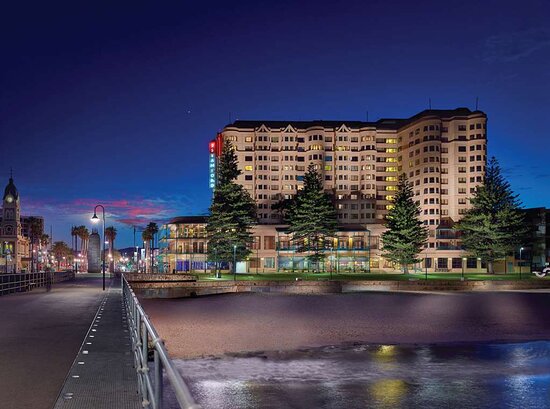 accommodation in adelaide glenelg