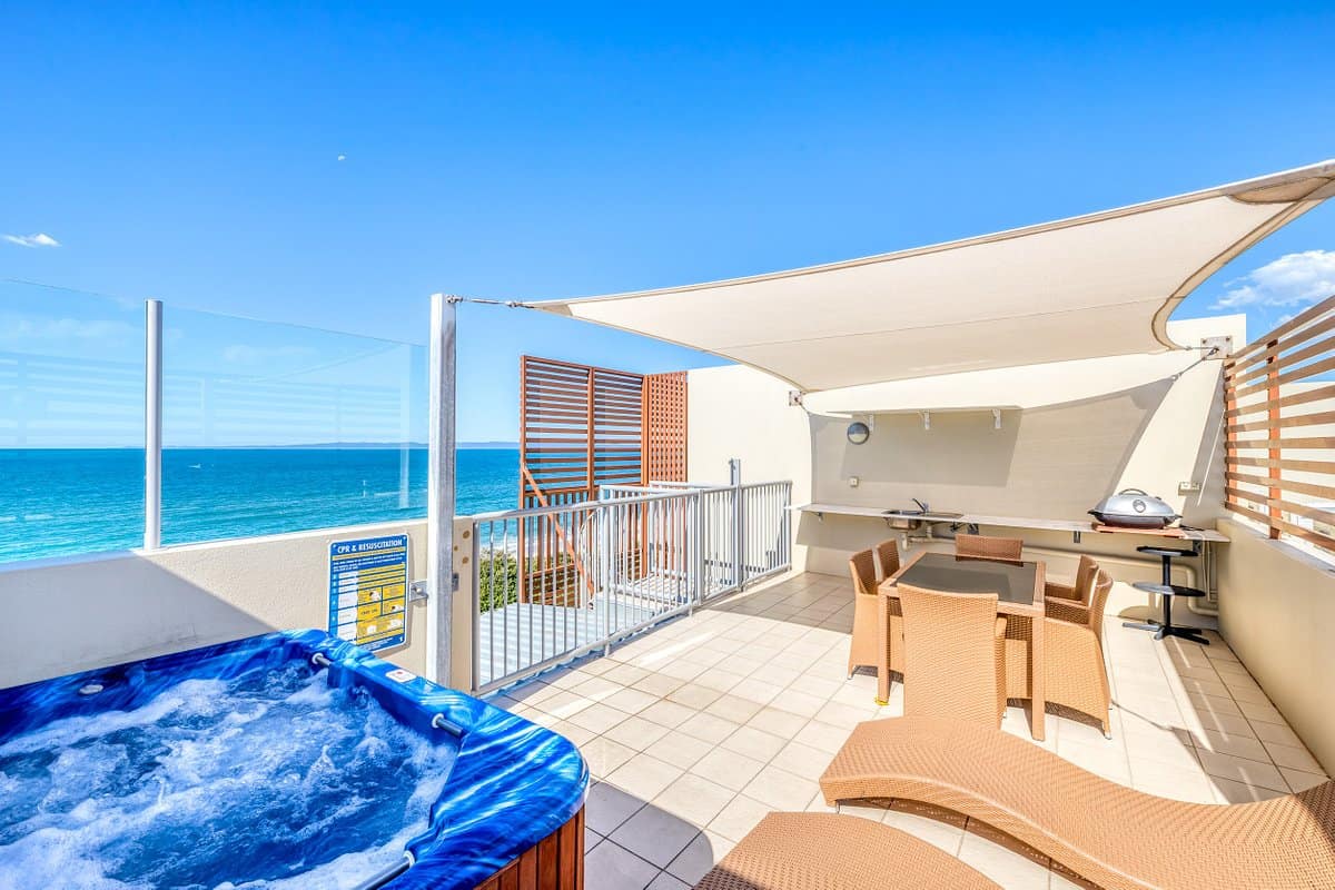 accommodation on bribie island