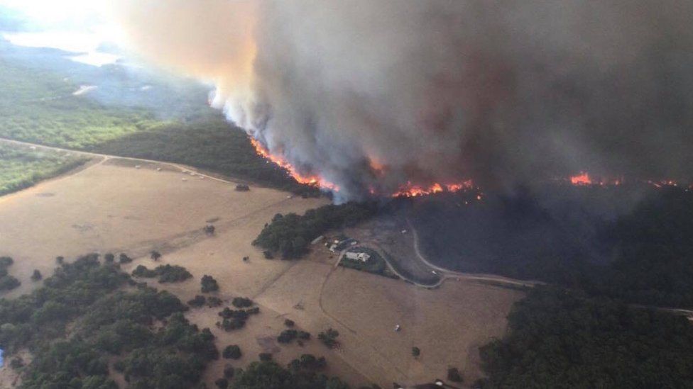 adelaide hills fire