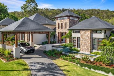 australia real estate queensland