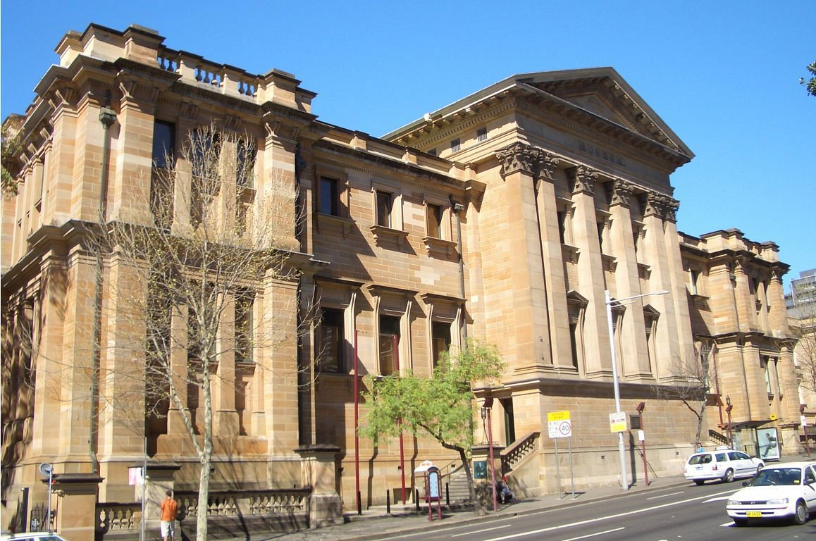 australian museum parking sydney