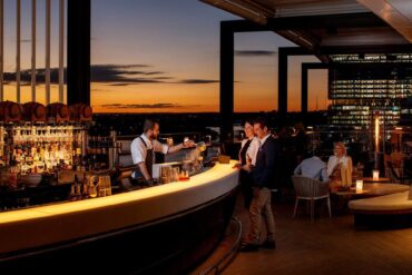 bars at darling harbour sydney