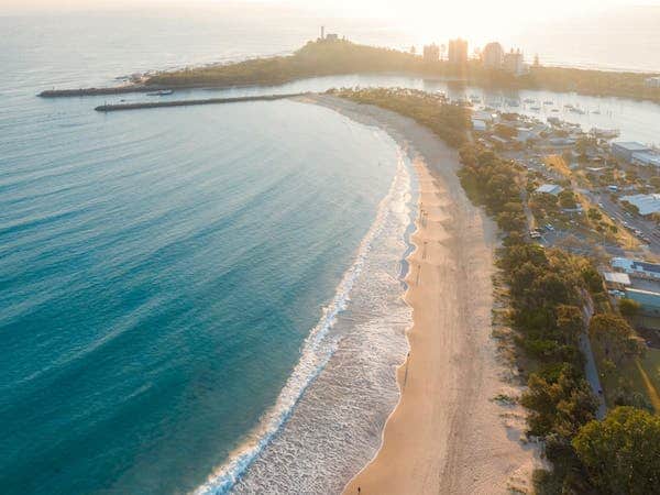 beaches in mooloolaba