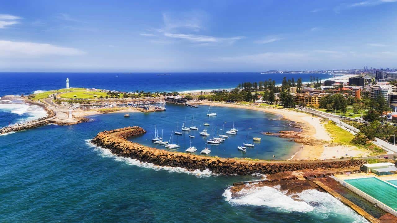 beaches near wollongong sydney