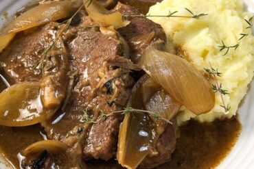 braised steak and onion