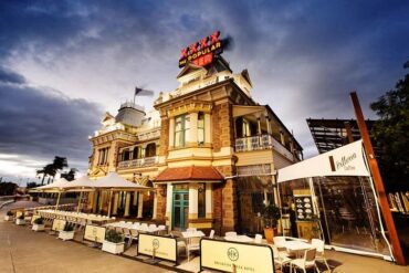 brekky creek hotel brisbane